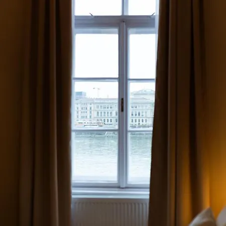 Danube Waterfront View At Chain Bridge *