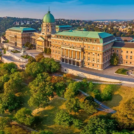 Danube Waterfront View At Chain Bridge