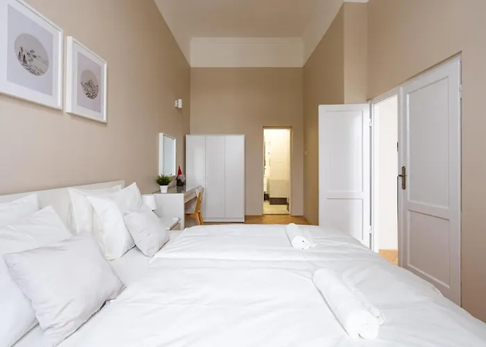 Danube Waterfront View At Chain Bridge Budapest