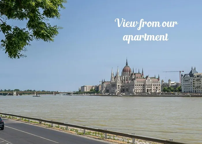 Danube Waterfront View At Chain Bridge