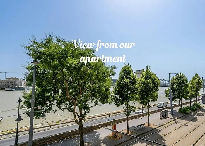 Danube Waterfront View At Chain Bridge *
