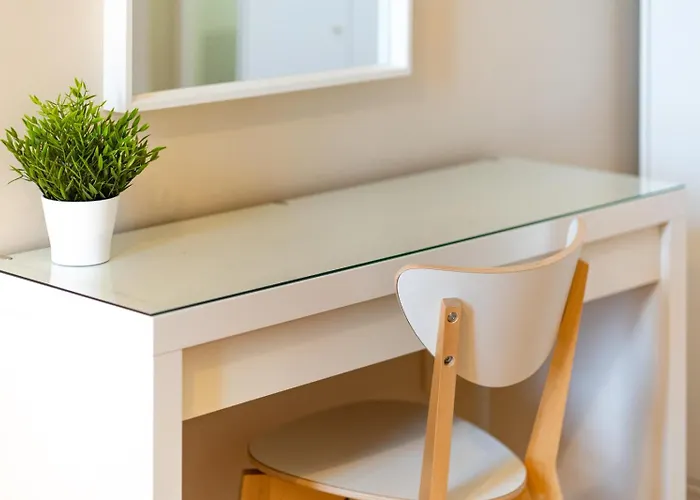 Apartment Danube Waterfront View At Chain Bridge